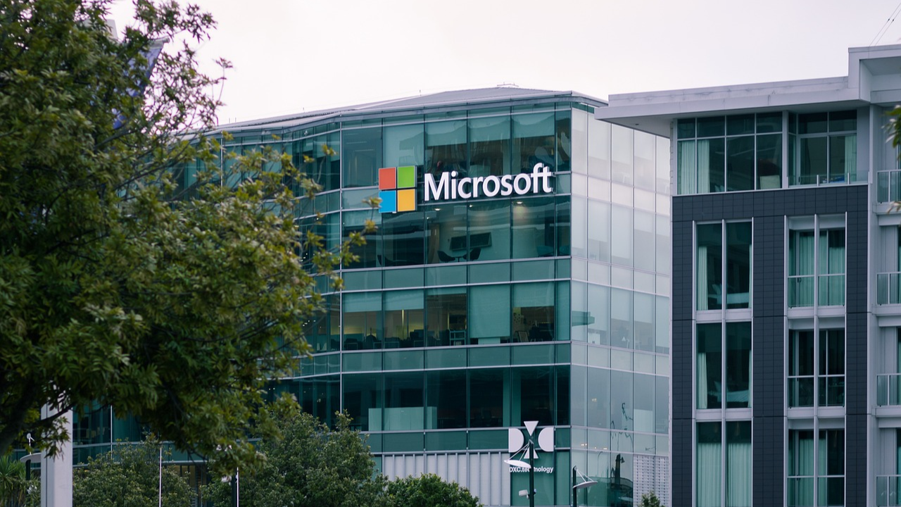 Microsoft Investirá R$ 14,7 Bilhões em Nuvem e IA no Brasil